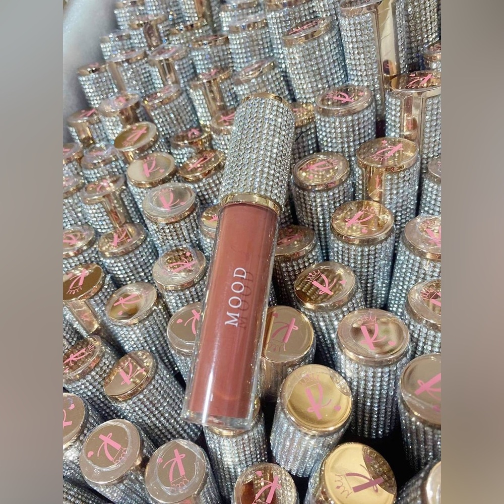 KMatte Lippie Shade Mood